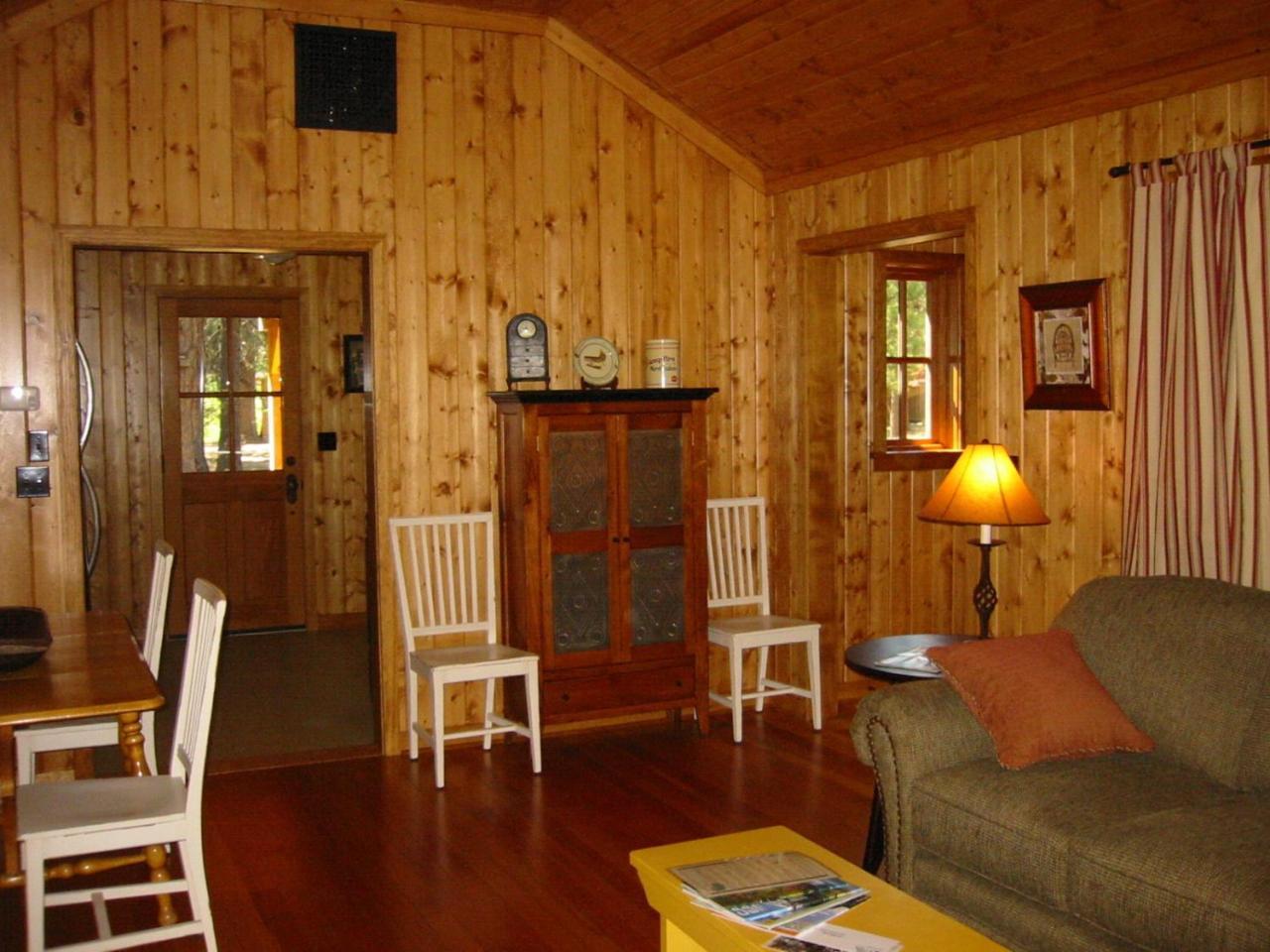 Lake Creek Lodge Бенд Экстерьер фото