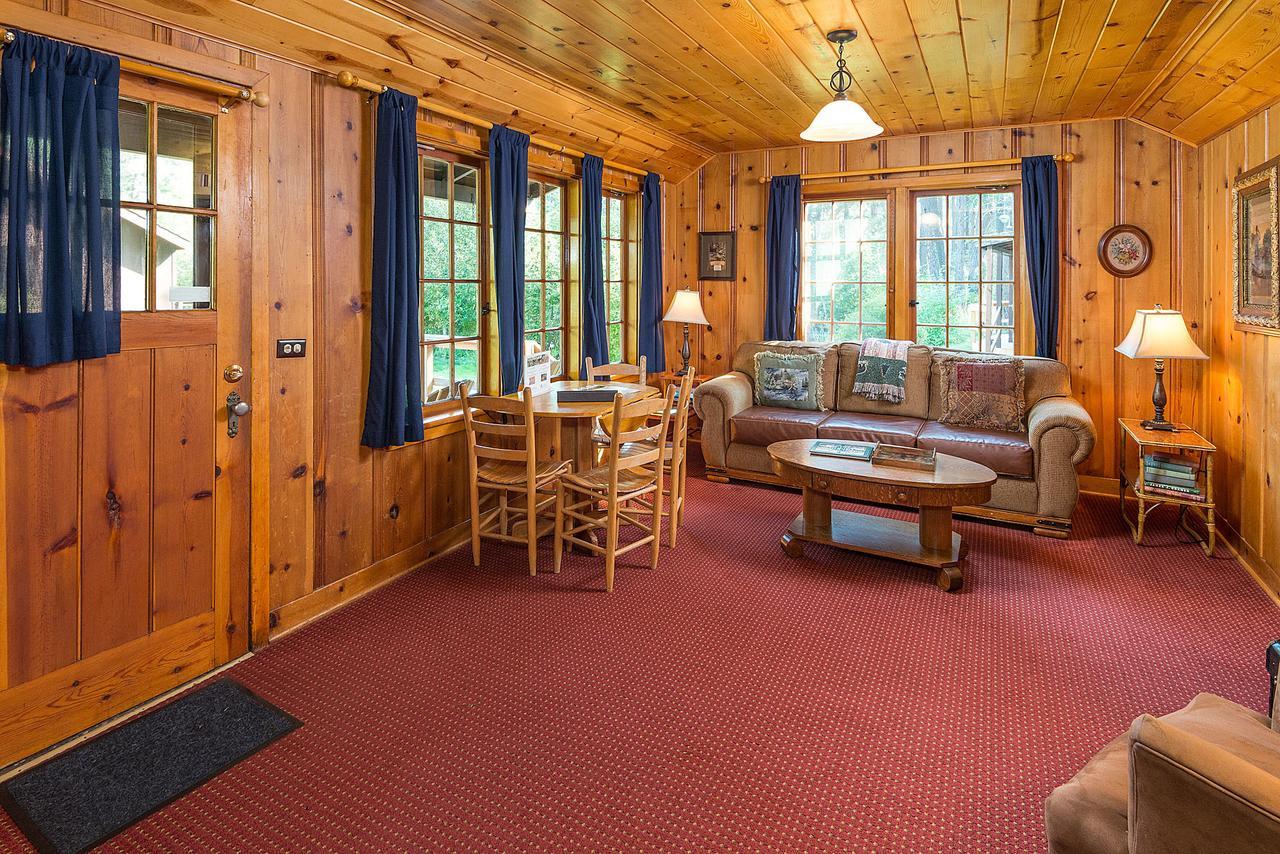 Lake Creek Lodge Бенд Экстерьер фото