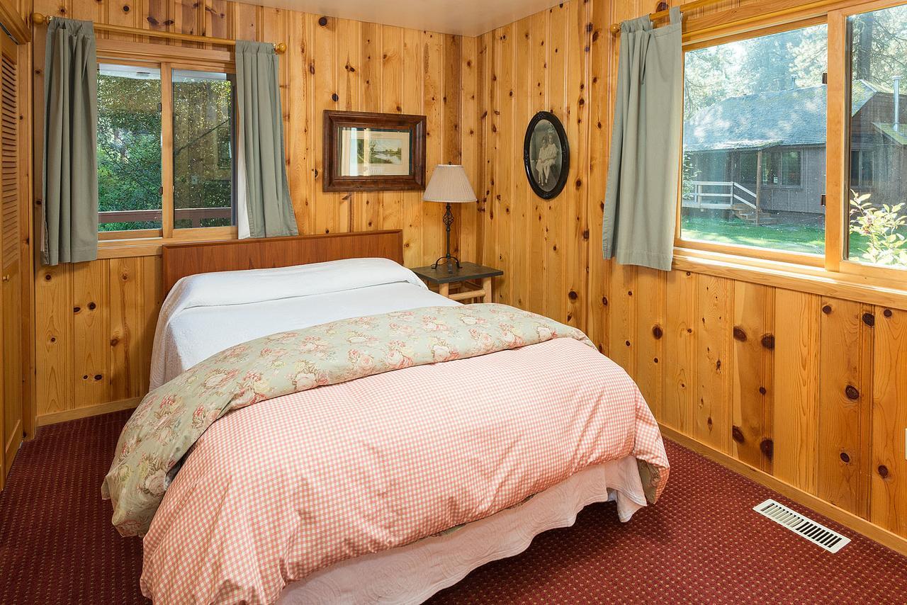 Lake Creek Lodge Бенд Экстерьер фото