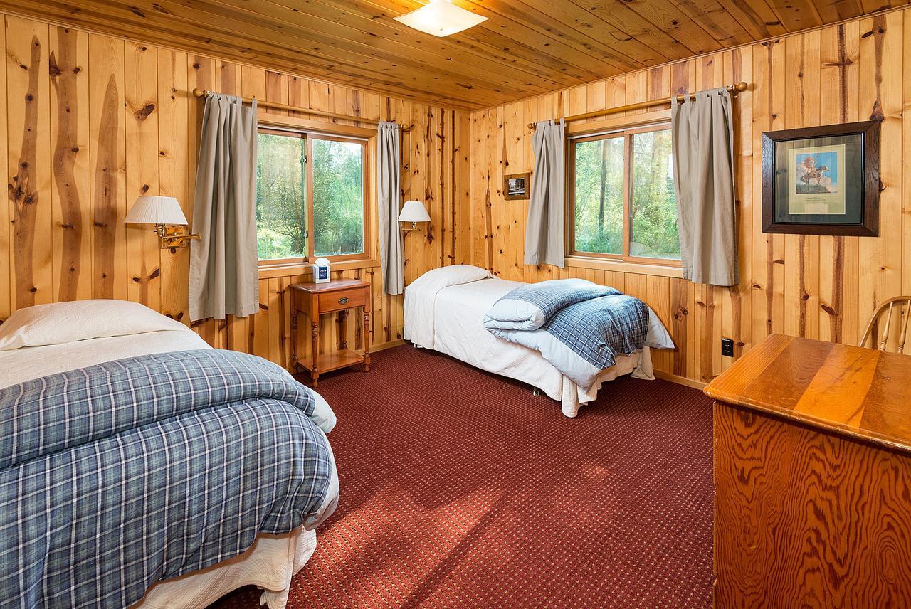 Lake Creek Lodge Бенд Экстерьер фото