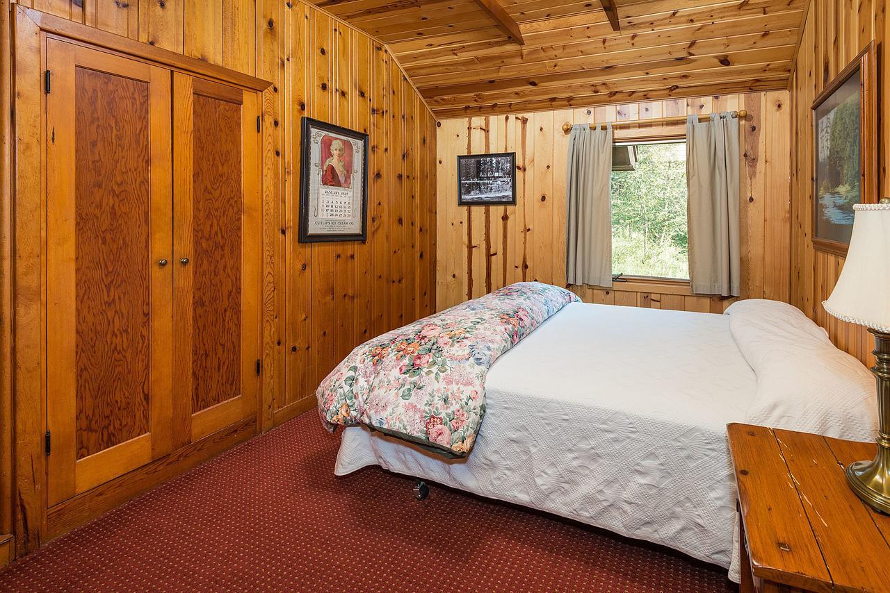 Lake Creek Lodge Бенд Экстерьер фото