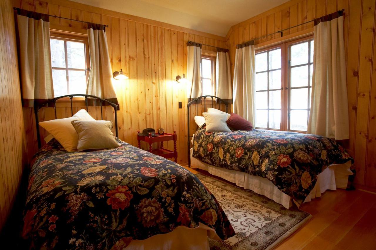 Lake Creek Lodge Бенд Экстерьер фото