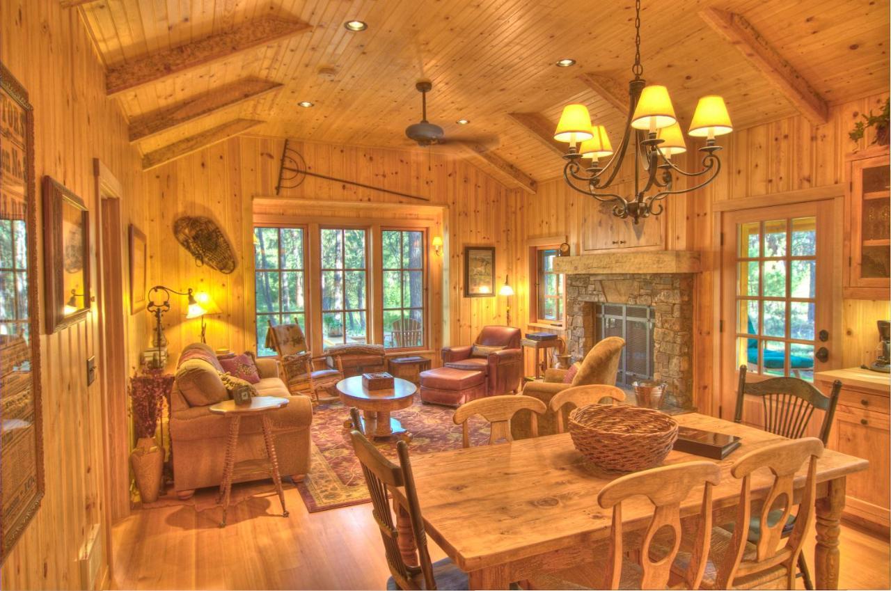 Lake Creek Lodge Бенд Экстерьер фото